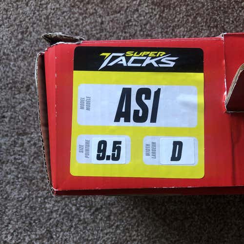 New CCM Super Tacks AS1 D&R (Regular)  Size 9.5 Hockey Skates