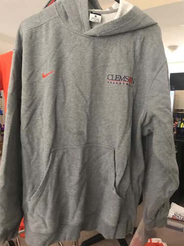 Gray Men's Medium Nike Sweatshirt