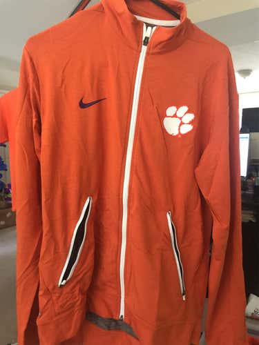 Orange Men's Medium Nike Sweatshirt