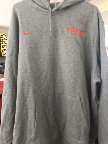 Gray Men's XXL Nike Sweatshirt