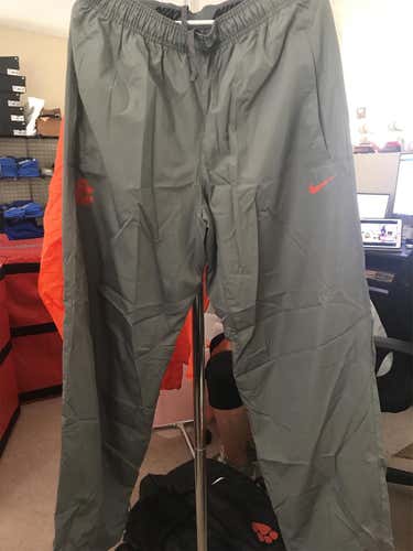Gray Men's Large Nike Pants