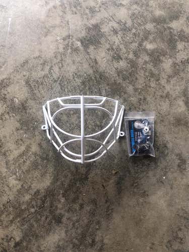 New Warwick White Cat Eye Cage