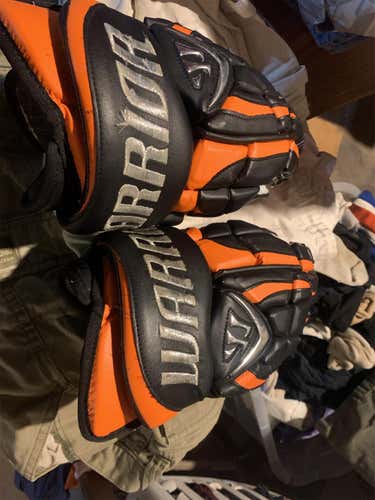 Black Used Warrior Mac Daddy 14" New Palms, In great condition