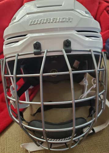 White Used Medium Warrior Alpha One Helmet