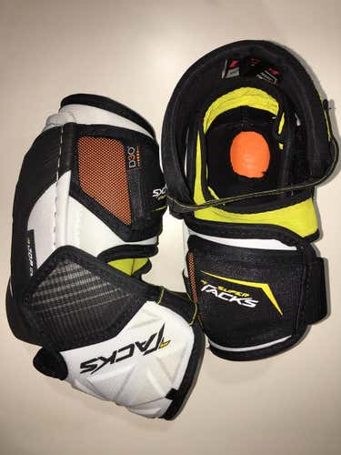 Senior New Large CCM Super Tacks Elbow Pads