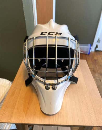 CCM 7000 Senior Hockey Goalie Mask GREAT CONDITION