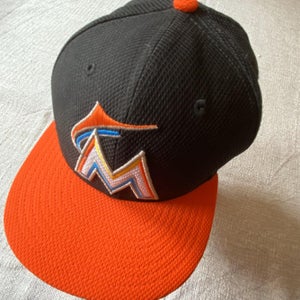 Black 2015 Miami Marlins Flat Brim Adult Men's 7 New Era Hat