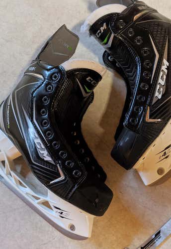 Senior Used CCM RibCor 68K Hockey Skates D&R (Regular) Size 8