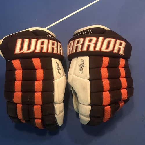 Brown Used Warrior Dynasty AX1 14" Pro Stock Gloves