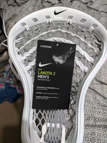 New Attack & Midfield Nike Strung Lakota 2 Head