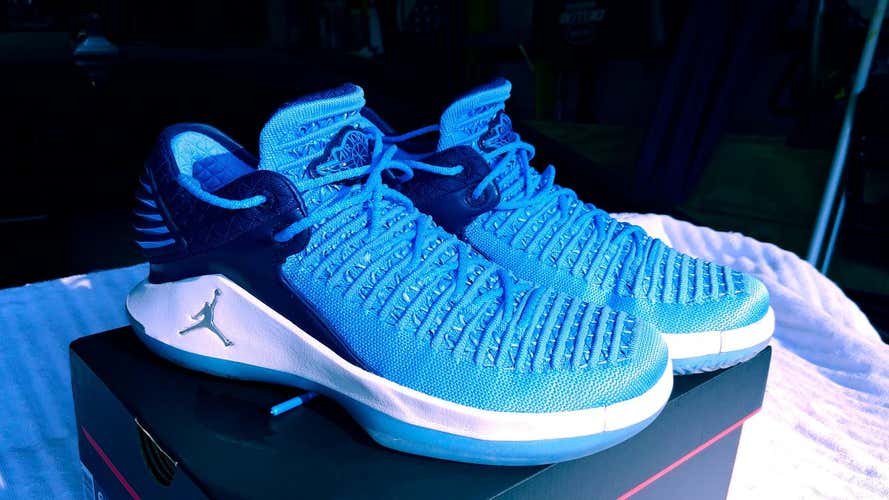 Air Jordan XXXII Low BG's