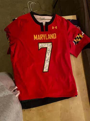Maryland Men's Large Under Armour Jersey