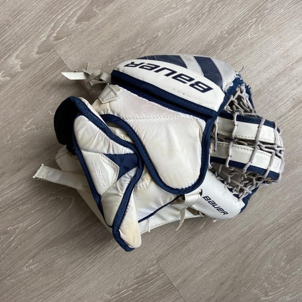 Bauer Regular Supreme One.7 Goalie Glove Catcher