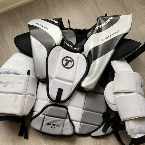 Tron Goalie Chest Protector Large GREAT CONDITION