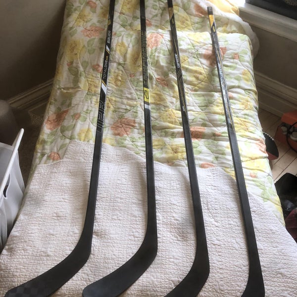 4 New Right Handed Vapor APX Pro Stock Hockey Stick