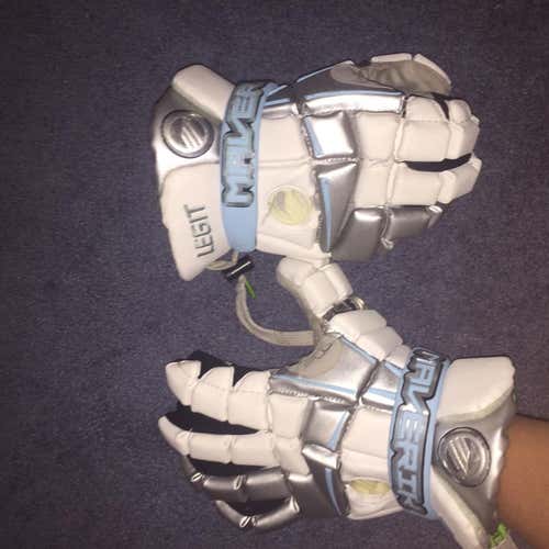 Broken In Legit Showcase Maverick Gloves