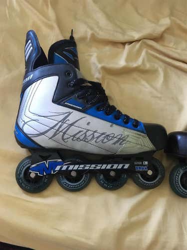 Senior Mission DSX E&W (Wide) Size 12 Inline Skates (One Wheel Broken)