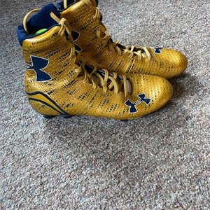 Gold Men's Molded Cleats High Top