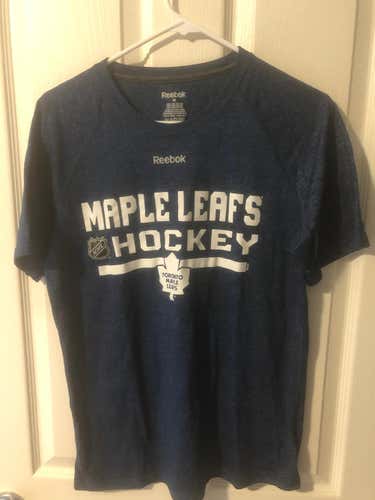 Toronto Maple Leafs Reebok Playdry Shirt - Medium