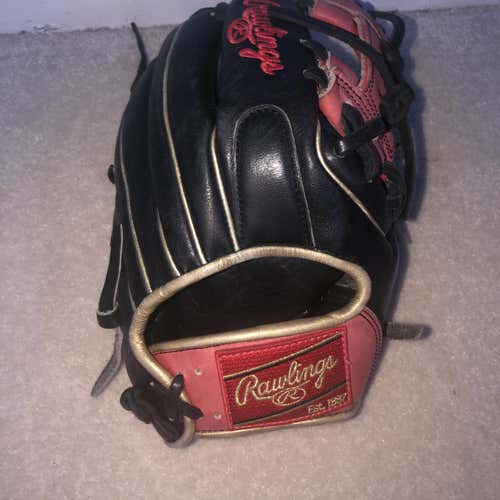 Black New Infield A200 11.5" Baseball Glove