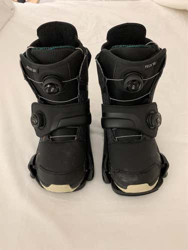 Women's 9.5 Burton Step on All Mountain Snowboard Boots