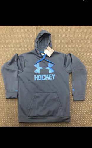 SR Medium Under Armour Sweatshirt