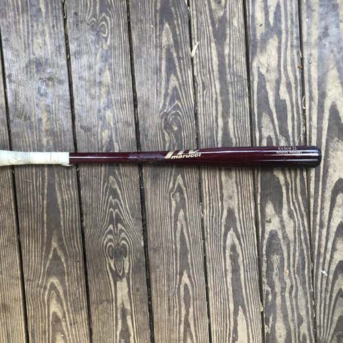 Used  Wood Blem (-10) 21 oz 31" Bat