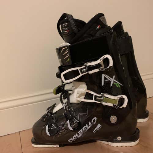 Axion 11’s Dalbello Ski Boots Size 28.5 With Adjustable Flex