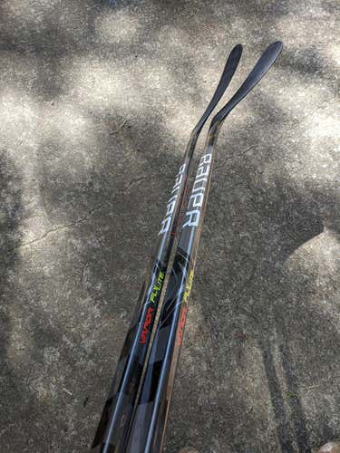 Two (2) New Senior Bauer Right Handed Vapor FlyLite Hockey Stick Mid P92 77 Flex with Griptac