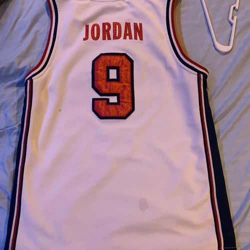 White Unisex Large Nike Jersey