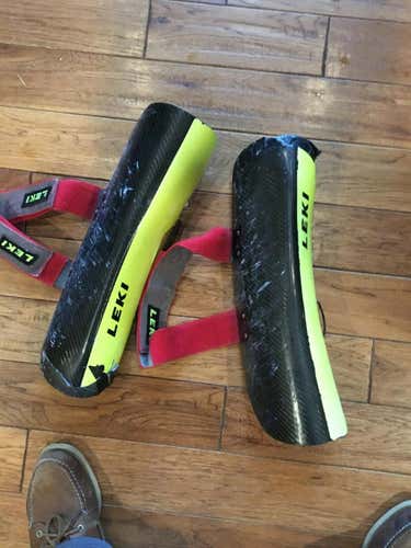 Used Medium/Large Leki Shin Guard