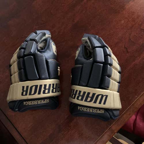 Gold Used Warrior 14" Pro Stock Gloves