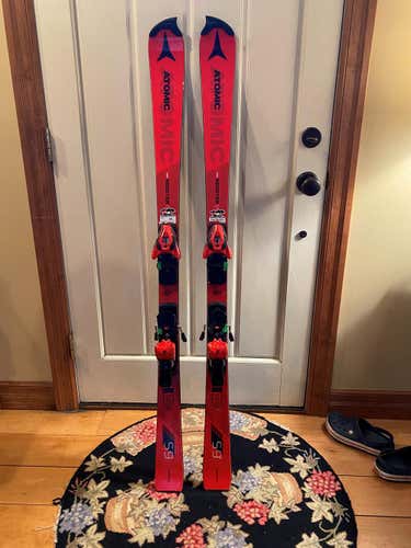Used Kid's Atomic Racing Race SL Skis With Bindings Max Din 10