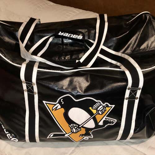 Penguins AAA Bauer Bag