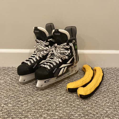 Reebok 8K Pump Hockey Skates Size 9.5 + Skate Guards (Almost New)