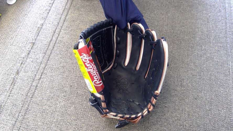 New Rawlings Right Handed Heart of The Hide Softball Glove 12"