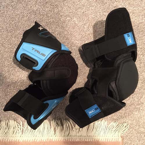 New True XC9  Elbow Pads XL