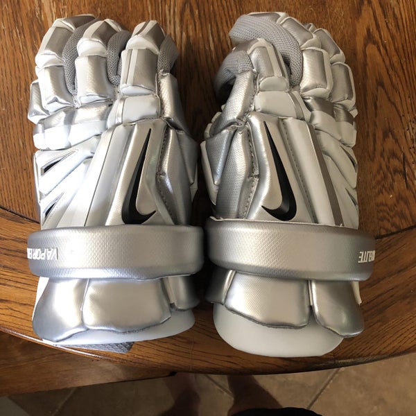 Nike Vapor Elite Gloves Brand New Condition