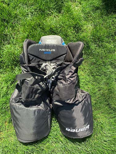 Black Used Large Bauer Nexus 600 Hockey Pants