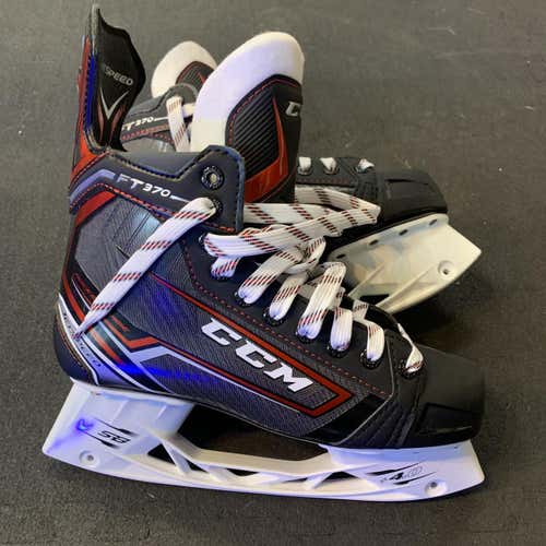 New CCM JetSpeed FT370 D&R (Regular) Size 7.5 Hockey Skates