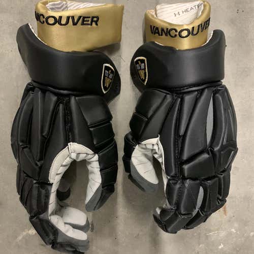 Black New Player Gait Command Pro 2 13" Lacrosse Gloves
