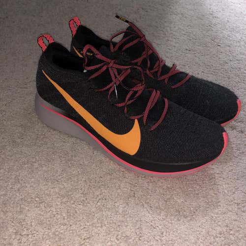 Nike Zoom Fly Flyknit
