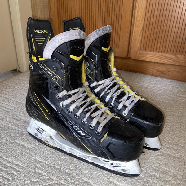 Used CCM Ultra Tacks D&R (Regular) Size 10 Hockey Skates