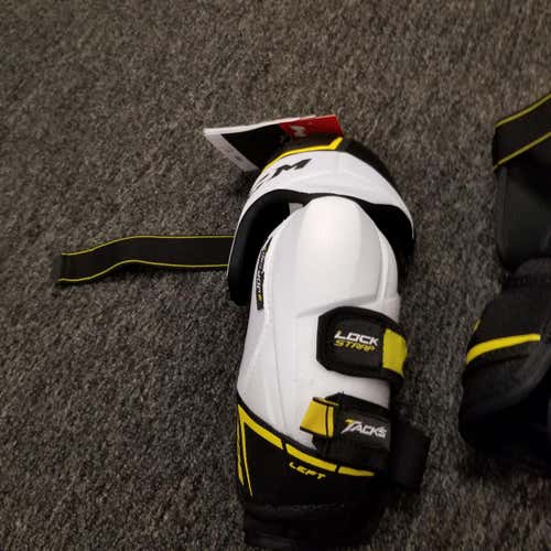 Senior New Extra Large CCM Tacks 9060 Elbow Pads