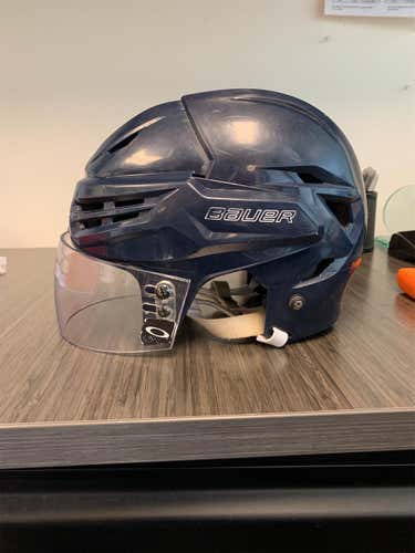 Bauer reakt 95 Navy Helmet
