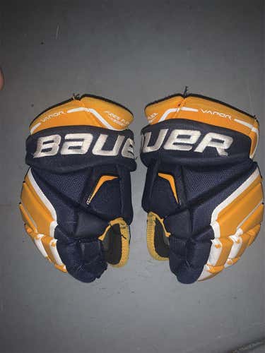 Used Bauer Vapor X100 11" Gloves
