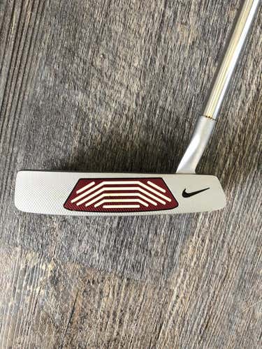 New Men's Nike Right Handed Blade Method Core Putter 35"