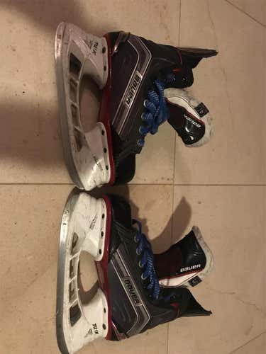 Used Bauer Vapor X600 D&R Size 4.5D Hockey Skates