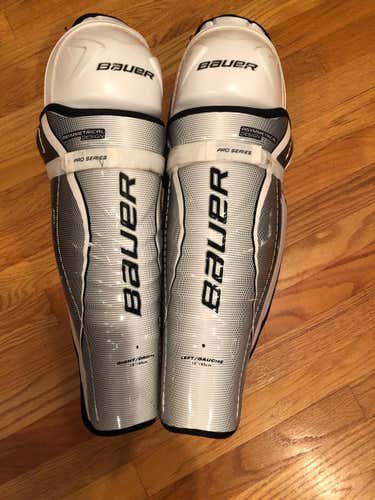 Bauer Shin Pads Bauer Pro Series 18"
