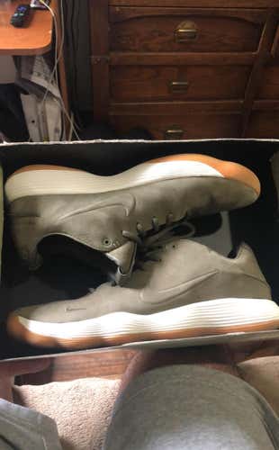 Nike Hyperdunk 2017 Low Premium ‘Olive Gum’ Size 14